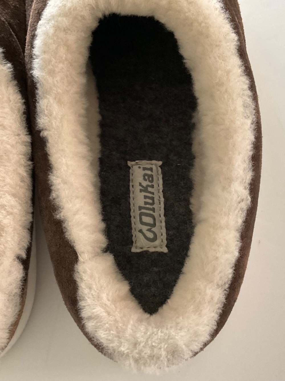 OluKai Mani Brown Suede Sheep Fur Mule Slippers Size 8 LIKE NEW - Picture 3 of 8